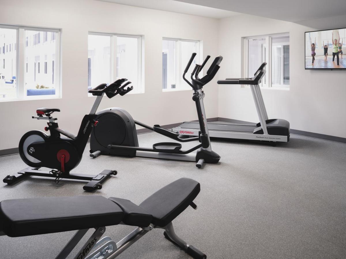 Stayapt Suites Montgomery Bagian luar foto